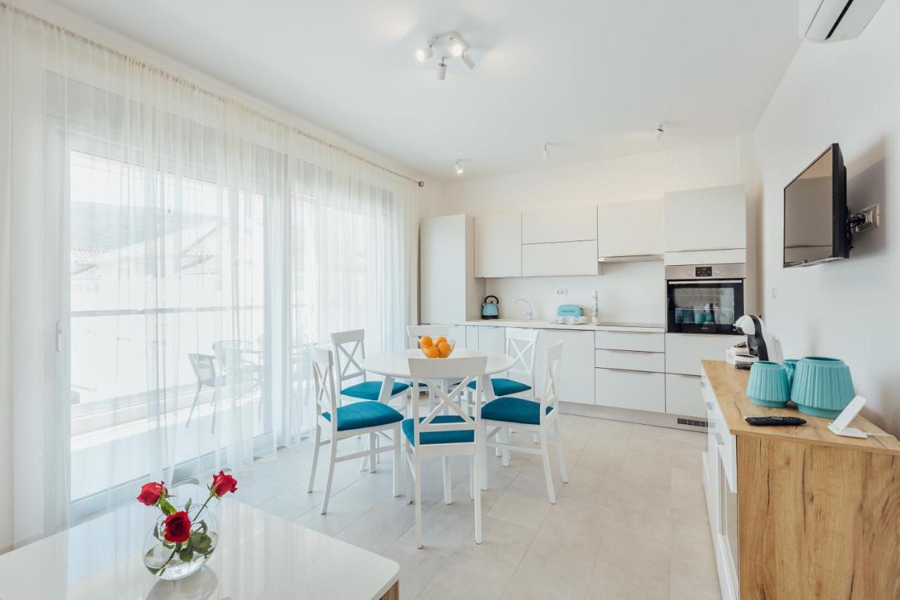 Apartments Villa Swissmonte Herceg Novi Exterior photo