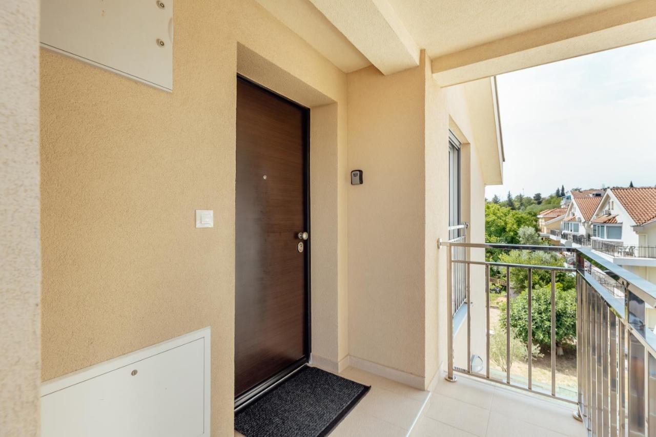 Apartments Villa Swissmonte Herceg Novi Exterior photo